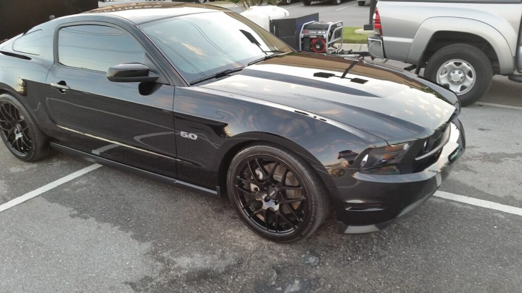 mustang-black